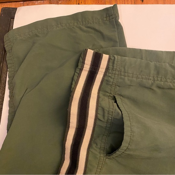 Men’s unisex Gap Y2k green nylon stripe track pants wide leg adjustable belt - Picture 6 of 16